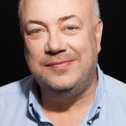 Garry Mountaine 飾演 Steve