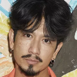 松浦爾·隆帕尼特 飾演 Bang Kanok