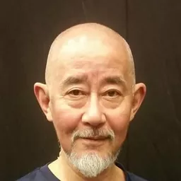 阪田 祥一郎 飾演 