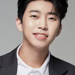 Lim Young-woong 飾演 Self