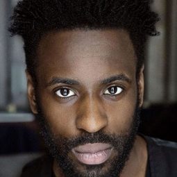 Joachim Tivoukou - 非常籃團演員 飾演Joaquim, basketball player