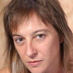 Roser Batalla 飾演 Henchwoman (voice)