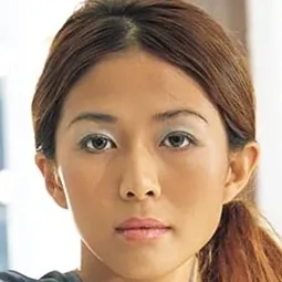 安雅 - 生死對決演員 飾演邬盼英