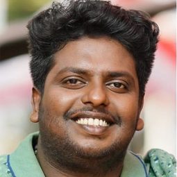 Anuraj OB 飾演 Paal Raasu