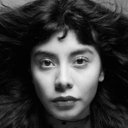 亞歷亨德拉·赫雷拉 飾演 Juama