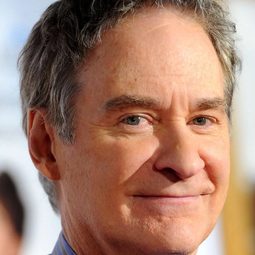 凱文·克萊 飾演 