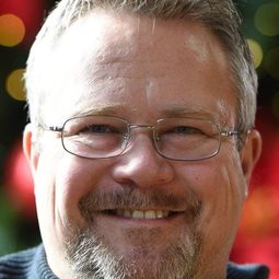 Peter Sullivan - 扭曲人編劇