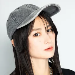 小林 ゆう 飾演 A. I. (voice)