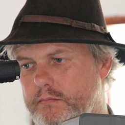 保羅·史珀里爾 飾演 Customer