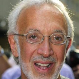 Stan Winston - If It Bleeds We Can Kill It: The Making of 'Predator'演員 飾演Self