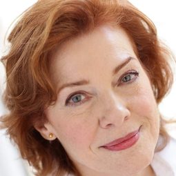 Diane Ciesla 飾演 Memaw