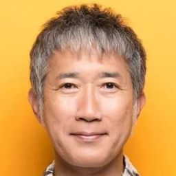 遠山俊也  飾演 