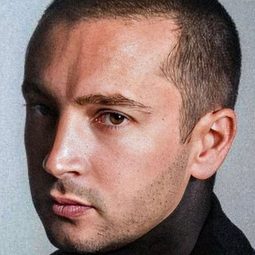 Tyler Joseph 飾演 Self