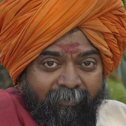 沙申克·申德 飾演 Sadashiv Shinde
