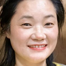 Jeon Yeong - 非普通家族演員 飾演Maid