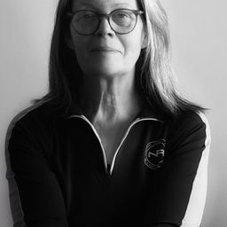 Lotta Forsberg - 明明無盡演員 飾演