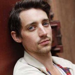 亞當·隆格倫 飾演 Anders