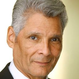 Josh Cruze - Two Voices演員 飾演Waiter