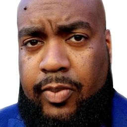 Chad Eric Smith 飾演 Wolfgang