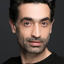 狄倫·波拉托奧拉勒 飾演 Osman