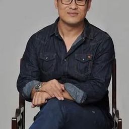 王威 飾演 罗志晨