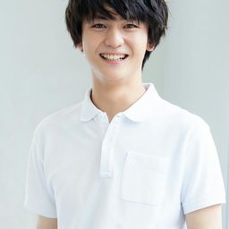 Shunji Tagawa 飾演 Takuya Yamamoto