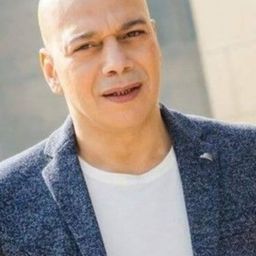 Diaa Abdul Khaleq 飾演 تاجر الاثار