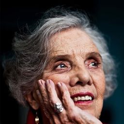 愛蓮娜·波妮亞托斯卡 飾演 Cuca (voice)