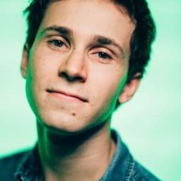 尼可拉斯波丹尼 飾演 Dave