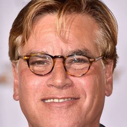 艾倫·索金 - 時代教主：喬布斯編劇