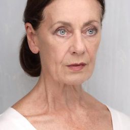 Rosalind Stockwell 飾演 Diana Mantel