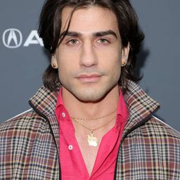 傑瑞·哈比比 飾演 Abbas