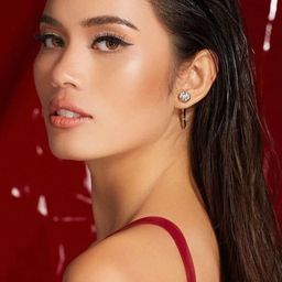 Kanticha Chumma 飾演 