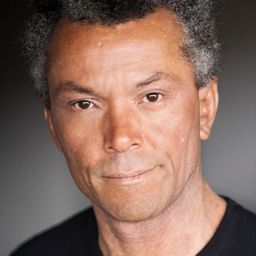 Patrick Williams 飾演 Computer Technician 2