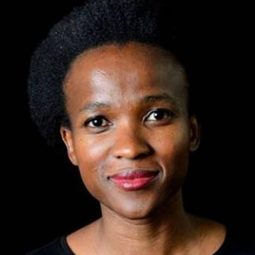 Sibulele Gcilitshana 飾演 Kara