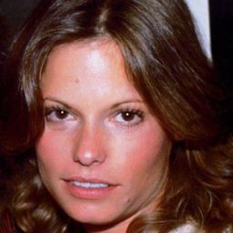 Kay Lenz 飾演 Gillings