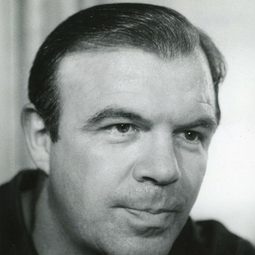 Jess Hahn 飾演 Bighorse