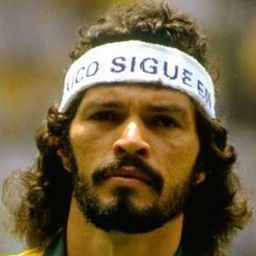 Sócrates 飾演 Self