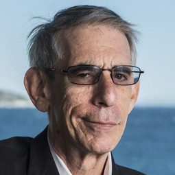 Richard Belzer 飾演 Joe Kline
