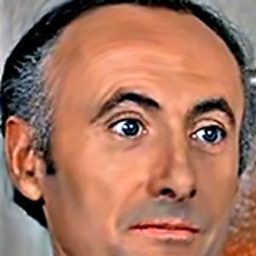 Jean Obe 飾演 Mr. Béligné