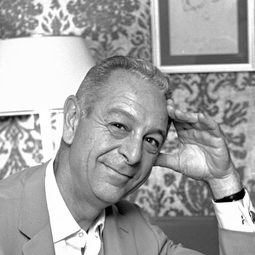 Burton Lane 飾演 Self