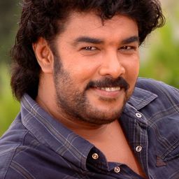 Sundar C - Madha Gaja Raja導演