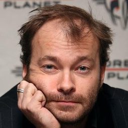 Rupert Degas 飾演 Volos (voice)