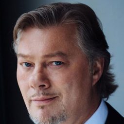 勒內．帕普 - Messiah演員 飾演