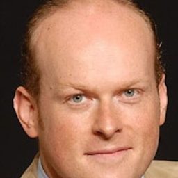 Colin Balzer 飾演 Don Ottavio