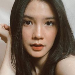 黛安德拉·阿加莎 飾演 Dyah