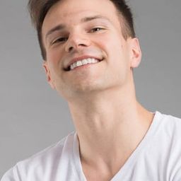 Sébastien Côté - Terror Train演員 飾演Sexy Cowboy