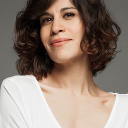 Ximena Ayala 飾演 Ximena