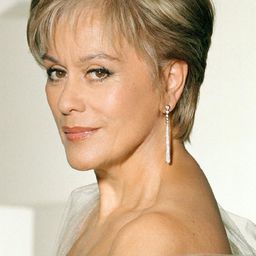 Kiri Te Kanawa 飾演 Manon Lescaut