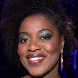 克勞蒂亞·塔格博 飾演 Babette